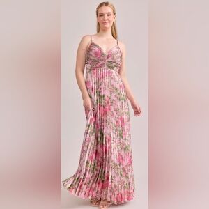 NWT Revelry Vivian chiffon pleated floral print dress Size 12